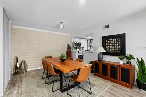 604 S Ripple Creek Drive 604 Houston TX 77057