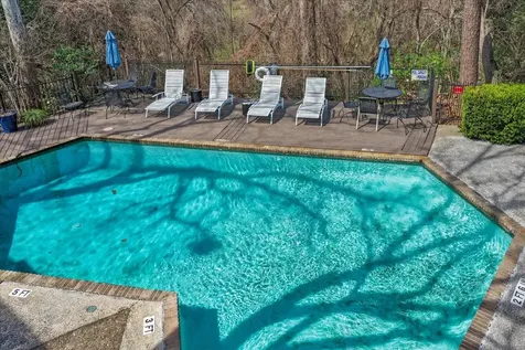 604 S Ripple Creek Drive 604 Houston TX 77057