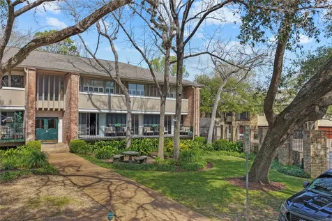 604 S Ripple Creek Drive 604 Houston TX 77057