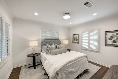 3131 Rice Boulevard West University Place TX 77005