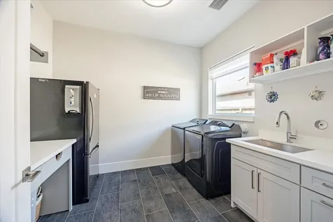 1809 Grace Crossing Friendswood TX 77546