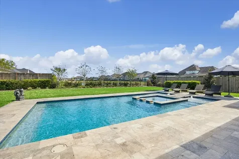 1809 Grace Crossing Friendswood TX 77546