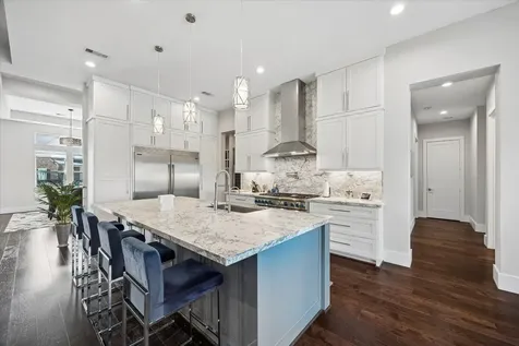 1809 Grace Crossing Friendswood TX 77546