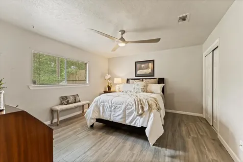12118 Quail Hollow Lane Pinehurst TX 77362