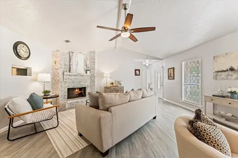 12118 Quail Hollow Lane Pinehurst TX 77362