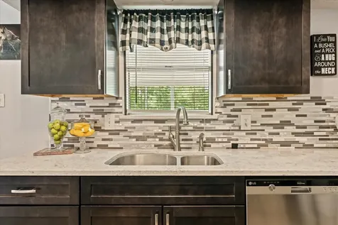 12118 Quail Hollow Lane Pinehurst TX 77362