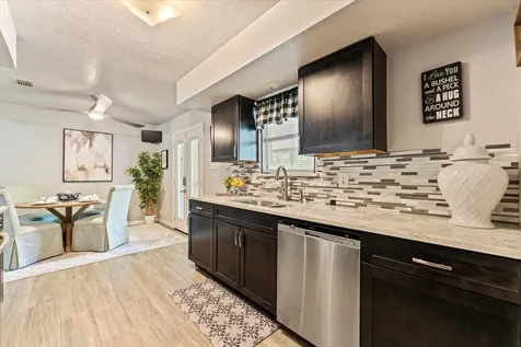 12118 Quail Hollow Lane Pinehurst TX 77362