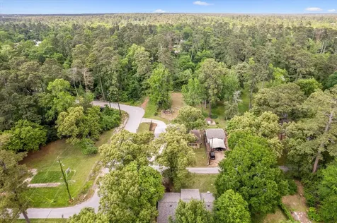 12118 Quail Hollow Lane Pinehurst TX 77362