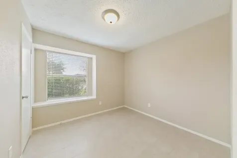 1911 Highcrest Drive Missouri City TX 77489