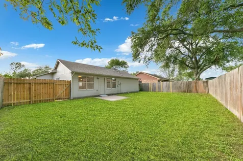 1911 Highcrest Drive Missouri City TX 77489
