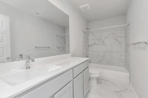 18530 Athena Flower Drive Fresno TX 77545