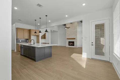 407 Blue River Trail Rosenberg TX 77471
