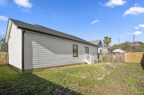 4111 Engelke Street Houston TX 77003