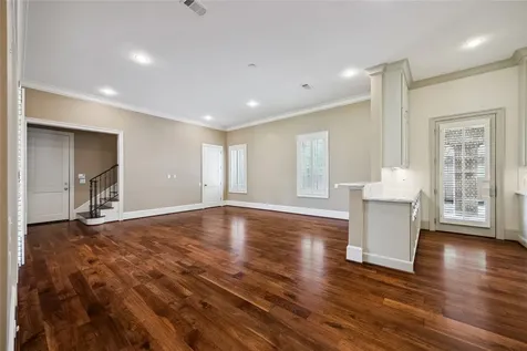 4005 Piping Rock Lane Houston TX 77027