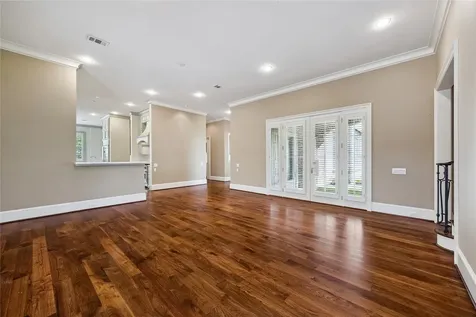 4005 Piping Rock Lane Houston TX 77027