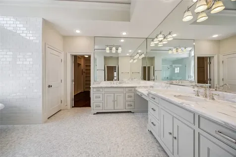 4005 Piping Rock Lane Houston TX 77027