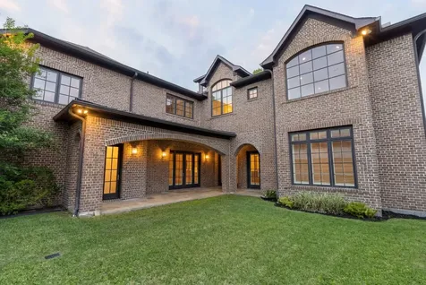 4005 Piping Rock Lane Houston TX 77027