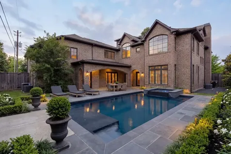 4005 Piping Rock Lane Houston TX 77027