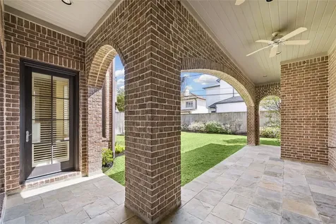 4005 Piping Rock Lane Houston TX 77027