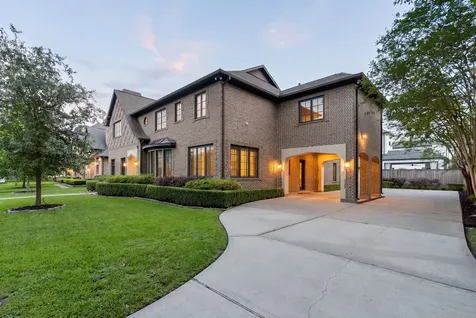 4005 Piping Rock Lane Houston TX 77027