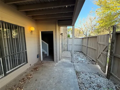 9461 Pagewood Lane Houston TX 77063