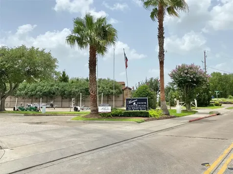 793 Davis Road 111 League City TX 77573