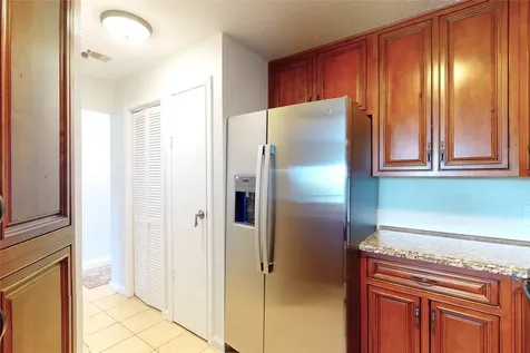 793 Davis Road 111 League City TX 77573