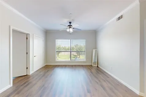 793 Davis Road 111 League City TX 77573