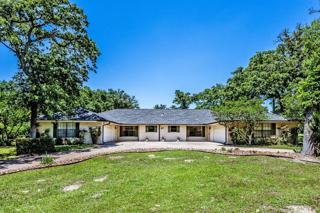 67 Fairway Drive Hilltop Lakes TX 77871
