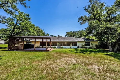 67 Fairway Drive Hilltop Lakes TX 77871
