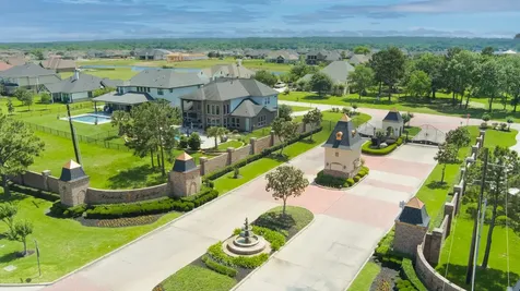 12546 St Louis Court Willis TX 77318