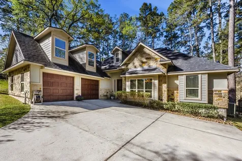 2136 Wheatstone Drive Huntsville TX 77340