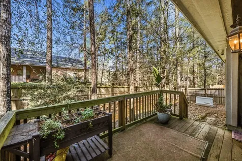 2136 Wheatstone Drive Huntsville TX 77340