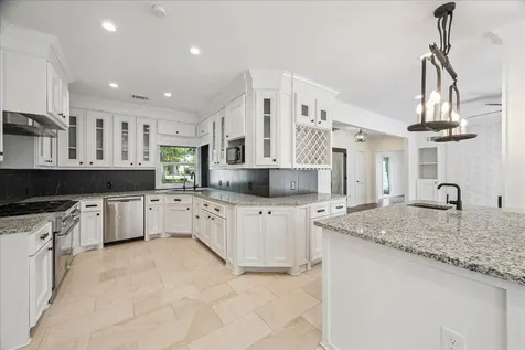 3071 Locke Lane Houston TX 77019