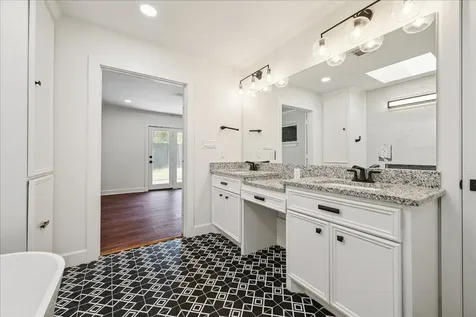 3071 Locke Lane Houston TX 77019