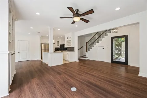 3071 Locke Lane Houston TX 77019