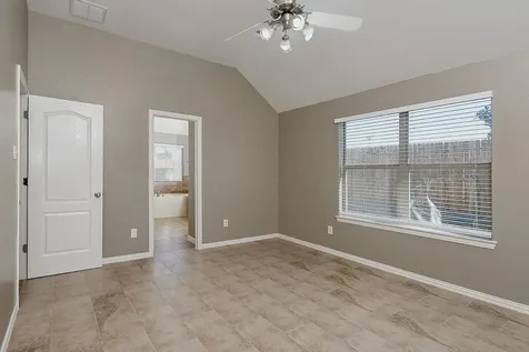 9606 Arched Oak Drive Houston TX 77095