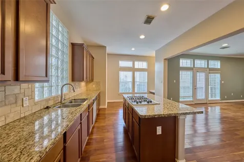 2526 Bevis Street Houston TX 77008