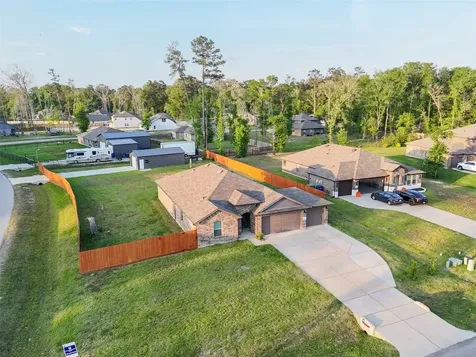 3003 Titus Roman Forest TX 77357