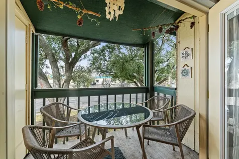 1516 Bay Area Boulevard B8 Houston TX 77058