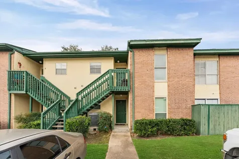1516 Bay Area Boulevard B8 Houston TX 77058