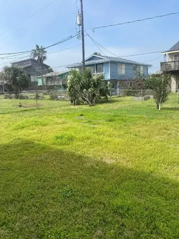 16712 Fletcher Christian Road Galveston TX 77554