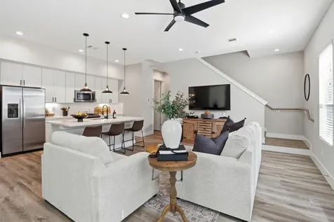 5208 Pinemont Creek Lane Houston TX 77018