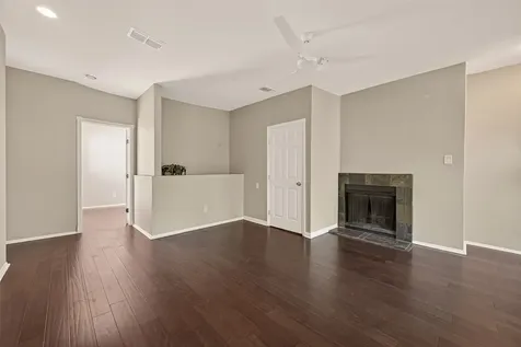 204 Marshall Street 3 Houston TX 77006