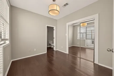 204 Marshall Street 3 Houston TX 77006