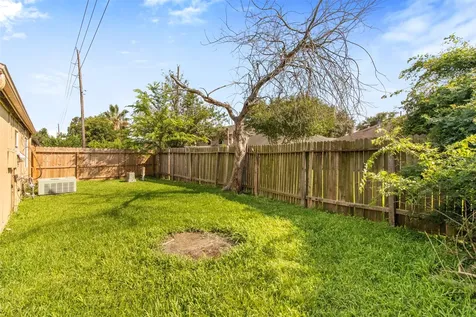 12147 Swords Creek Road Houston TX 77067