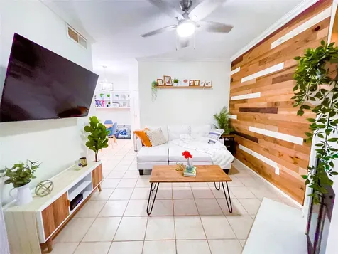 921 Marine Drive 214 Galveston TX 77550