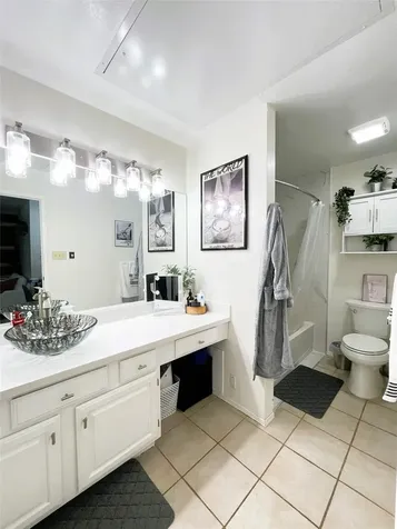 921 Marine Drive 214 Galveston TX 77550