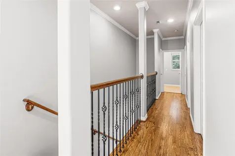 112 White Drive Bellaire TX 77401