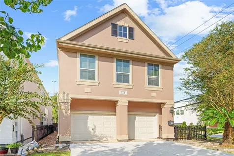 112 White Drive Bellaire TX 77401